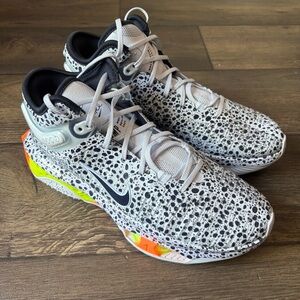 Nike Men's Air Zoom G.T. Jump 2 Olympic Safari Shoes Size 10 FV1285-900 Electric